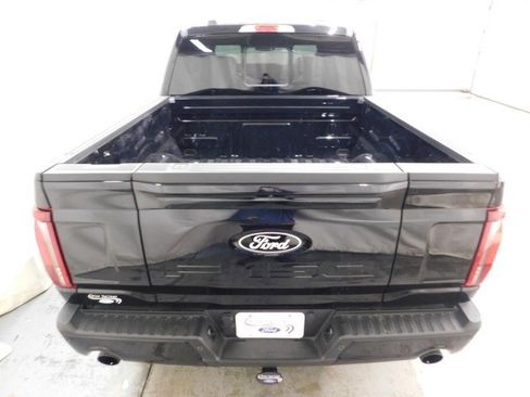 Used 2025 Ford F150 Lariat w/ Equipment Group 502A High image 4