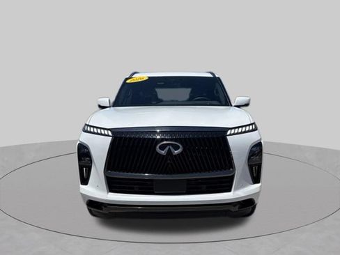 Used 2026 INFINITI QX80 Autograph w/ Premium Cargo Package AWD/4WD image 2