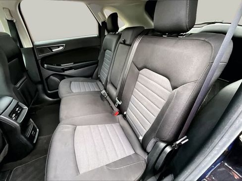 Certified 2019 Ford Edge SE FWD image 21