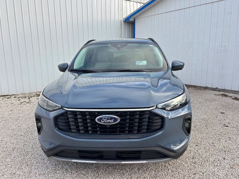 Certified 2025 Ford Escape Platinum w/ Premium Technology Package image 13