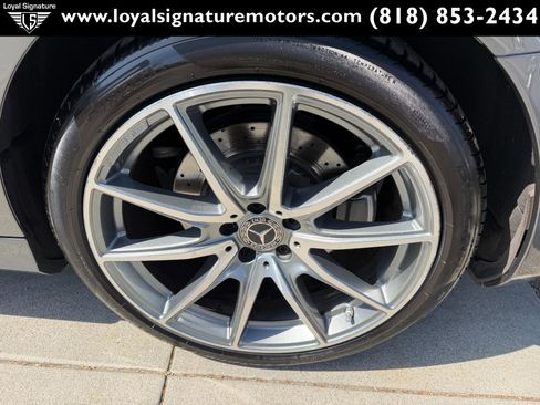 Used 2019 Mercedes-Benz S 560 Sedan image 34