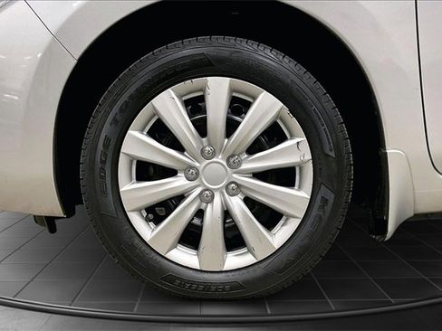 Used 2015 Nissan Leaf S w/ Charge Package image 9