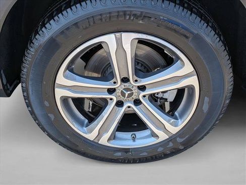Used 2019 Mercedes-Benz GLC 350e 4MATIC image 14