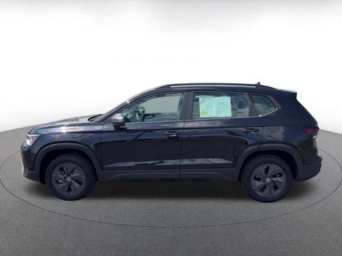 Used 2026 Volkswagen Taos S FWD image 9