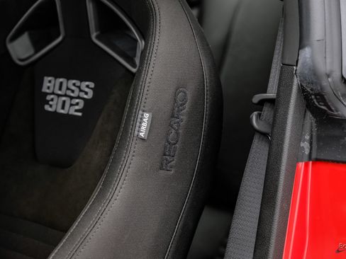 Used 2013 Ford Mustang Boss 302 w/ Boss 302 Accessory Pkg RWD image 40