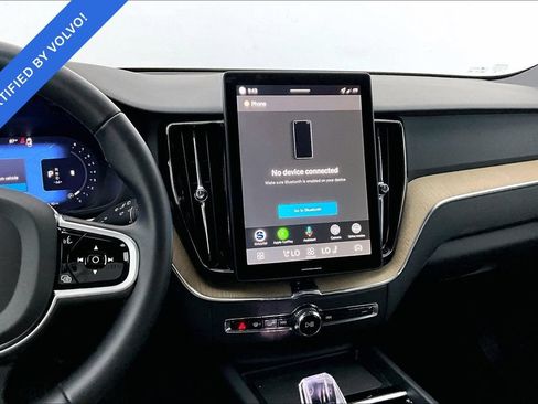 Certified 2026 Volvo XC60 B5 Plus AWD/4WD image 7