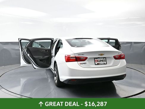 Used 2023 Chevrolet Malibu LT image 59