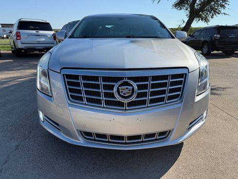 Used 2015 Cadillac XTS Luxury image 2