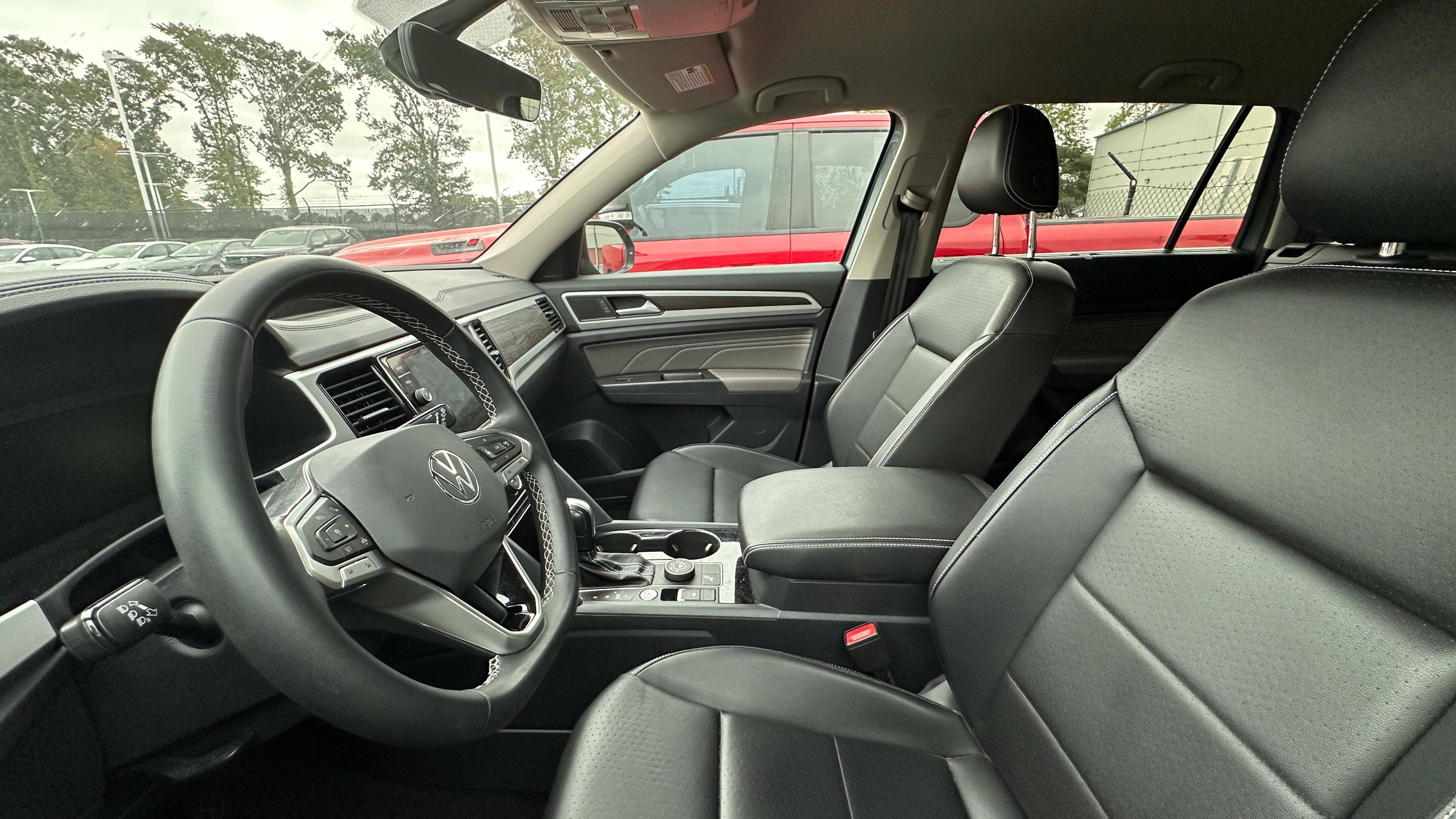 Used 2022 Volkswagen Atlas SE AWD/4WD image 6