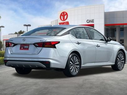 Used 2024 Nissan Altima 2.5 SV