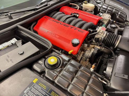 Used 2004 Chevrolet Corvette Z06 w/ Z06 Preferred Equipment Group image 26