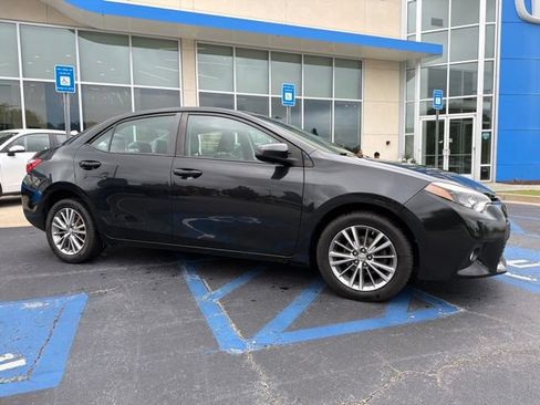 Used 2014 Toyota Corolla LE FWD image 4