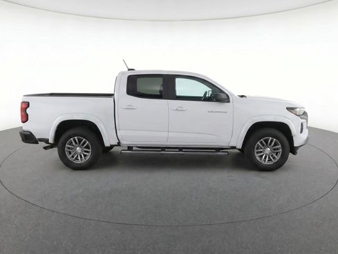 Used 2023 Chevrolet Colorado LT w/ LT Convenience Package RWD image 8