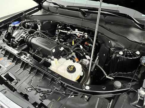 Used 2024 Ford Explorer XLT w/ Equipment Group 202A image 75