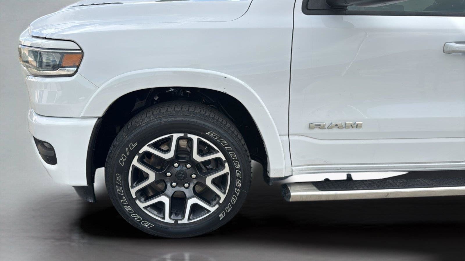 Used 2025 RAM 1500 Laramie w/ Sport Appearance Package AWD/4WD image 29