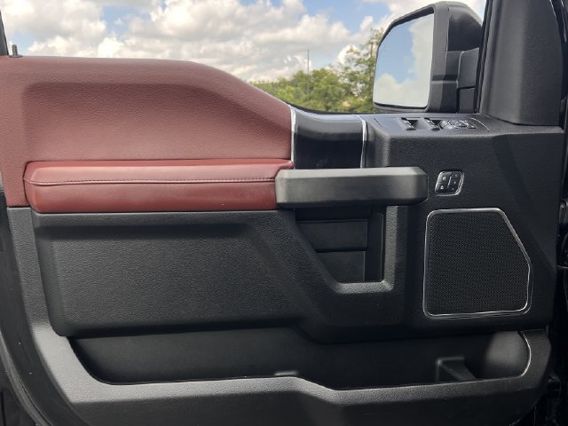 Used 2018 Ford F150 Platinum w/ Equipment Group 701A Luxury AWD/4WD image 10