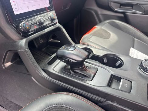 Used 2025 Ford Ranger Raptor AWD/4WD image 18