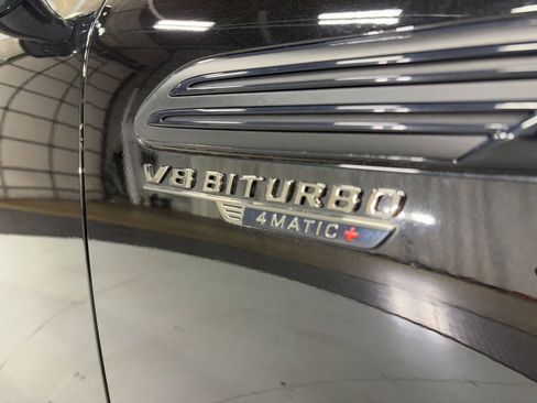 Used 2022 Mercedes-Benz SL 55 AMG 4MATIC w/ Driver Assistance Package image 6