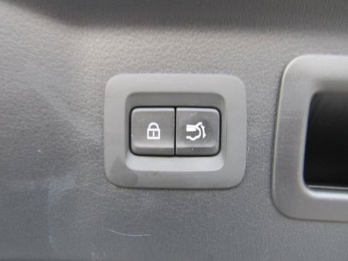 Used 2025 MAZDA CX-90 3.3 Turbo w/ Preferred Package image 29