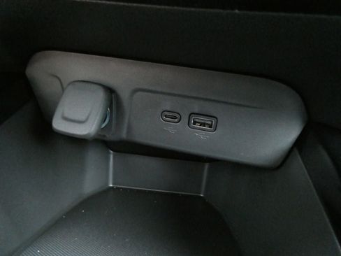 New 2026 Chevrolet Trax LT w/ LT Convenience Package FWD image 19