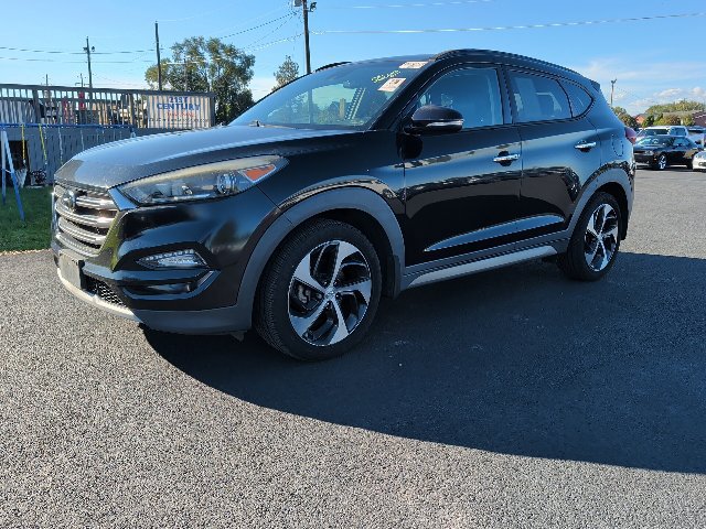 Used 2017 Hyundai Tucson Limited w/ Limited Ultimate Package 03 FWD image 1
