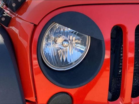 Used 2015 Jeep Wrangler Unlimited Sport w/ Quick Order Package 24S AWD/4WD image 25