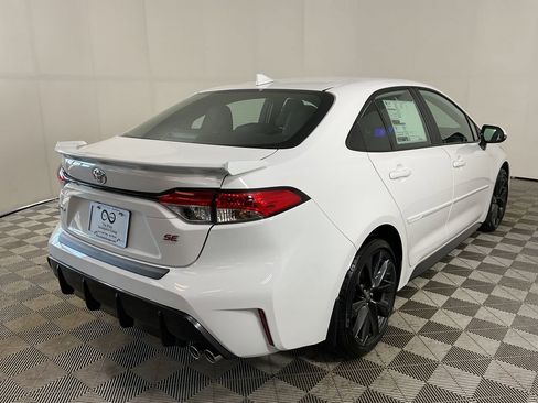 New 2026 Toyota Corolla SE image 8