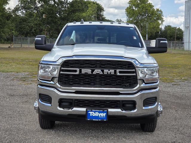 Used 2024 RAM 3500 Tradesman w/ Chrome Appearance Group AWD/4WD image 3