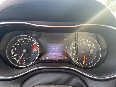 Used 2022 Jeep Cherokee Trailhawk w/ Premium Leather Package image 20