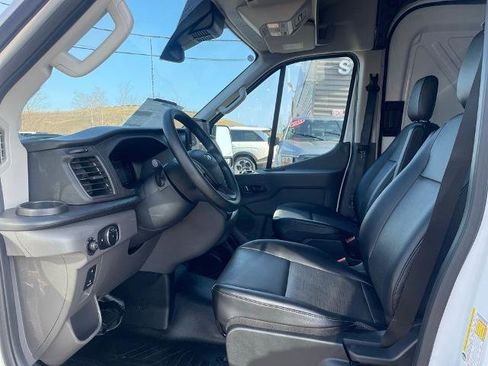 New 2026 Ford Transit 250 148 Medium Roof w/ Exterior Upgrade Package RWD image 9