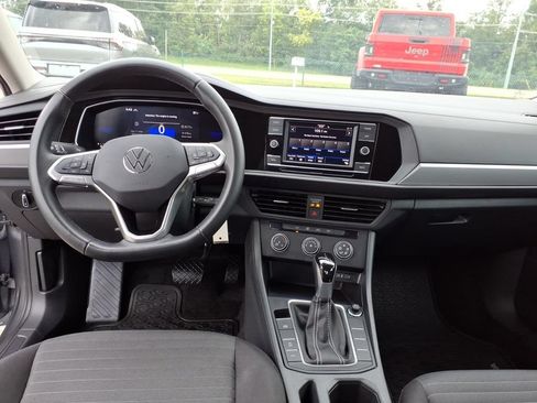 Used 2024 Volkswagen Jetta S FWD image 6