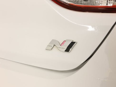 Used 2020 Hyundai Veloster N w/ Performance Package image 13