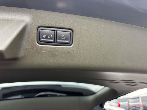 Certified 2025 Hyundai Santa Fe Calligraphy image 15