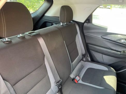 Used 2022 Chevrolet TrailBlazer LT w/ Convenience Package FWD image 34