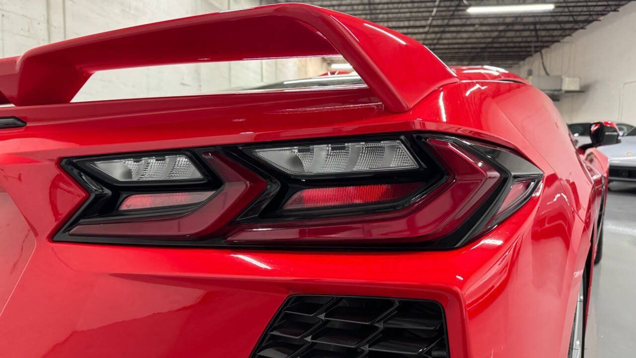 Used 2020 Chevrolet Corvette Stingray Premium Cpe w/ 3LT Preferred Equipment Group RWD image 11