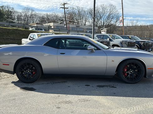 Used 2018 Dodge Challenger R/T Scat Pack w/ Dynamics Package image 3