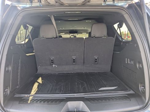 Used 2025 Chevrolet Suburban LT w/ Comfort Package image 26