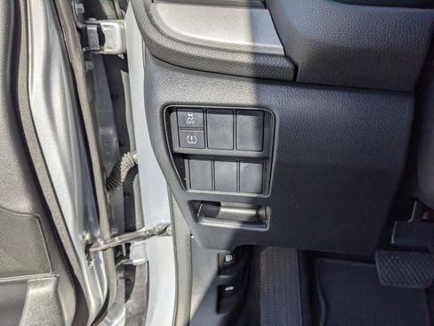 Used 2019 Honda CR-V LX image 35