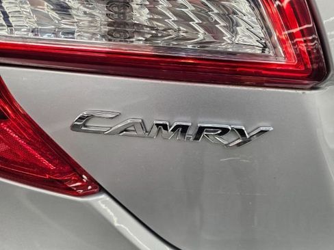 Used 2012 Toyota Camry LE image 31