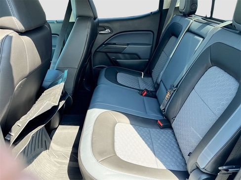 Used 2022 Chevrolet Colorado Z71 image 24