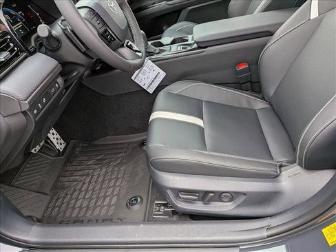 New 2026 Toyota Camry SE image 4