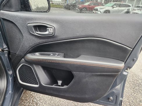 Used 2018 Jeep Compass Limited w/ Navigation Group image 26