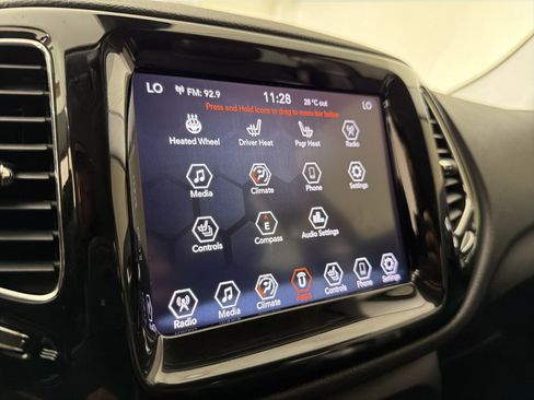 Used 2019 Jeep Compass Limited w/ Safety & Security Group AWD/4WD image 26
