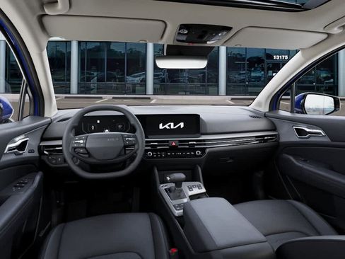 New 2026 Kia Sportage SX FWD image 14