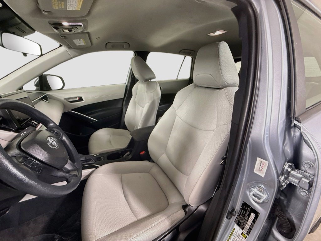 Used 2025 Toyota Corolla Cross L FWD image 20