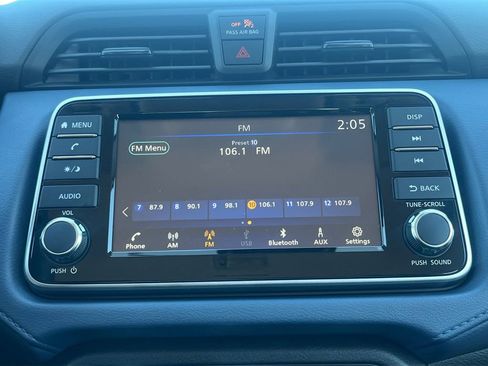 New 2025 Nissan Versa SV image 8