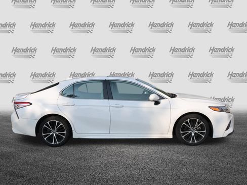 Used 2019 Toyota Camry SE w/ Audio Package FWD image 10