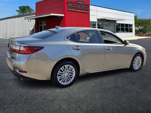 Used 2017 Lexus ES 350 image 5