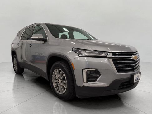 Used 2023 Chevrolet Traverse LT w/ LPO, Floor Liner Package AWD/4WD image 1