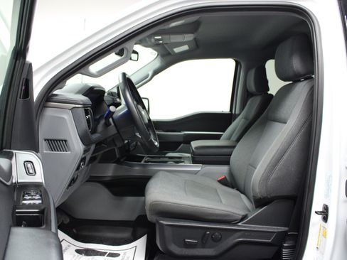 Used 2024 Ford F150 Lightning Flash AWD/4WD image 12